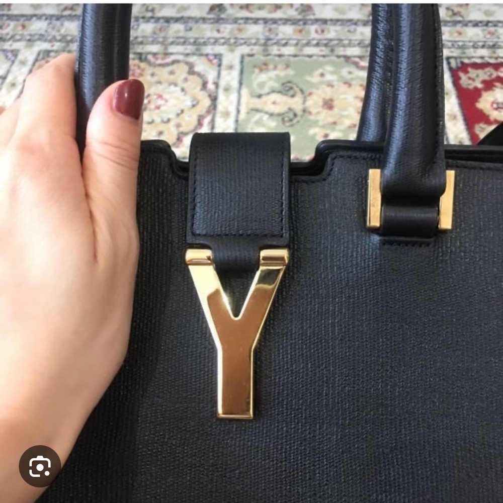 YSL large Y-Series black bag in excellent condition